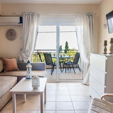 Lovely Apartment Next To The Sea Lygia Korinthias Ligia  Exterior foto